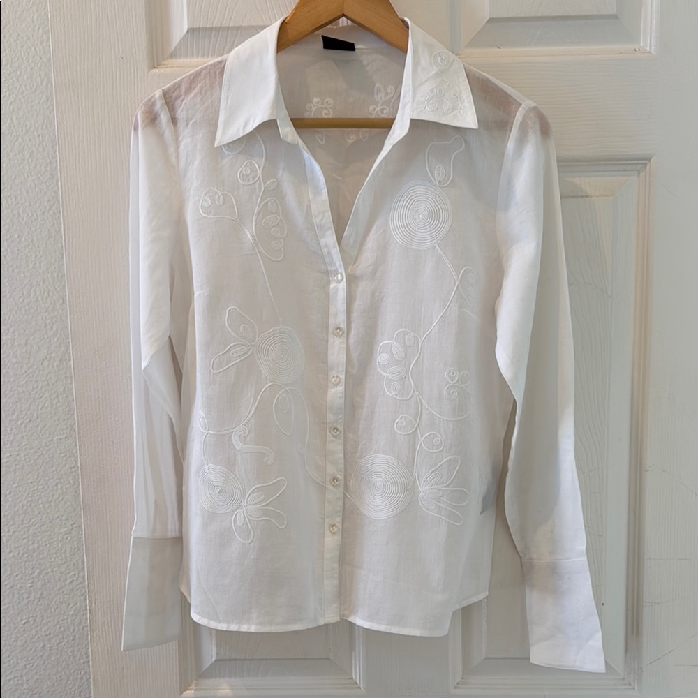 Chic White Embroidered Women's Button Down Shirt